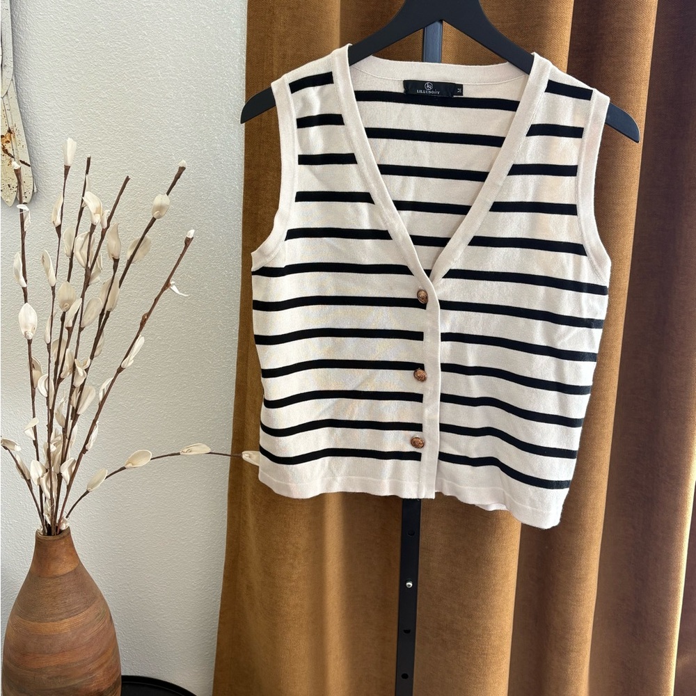 Lillusory striped sweater tank women's medium